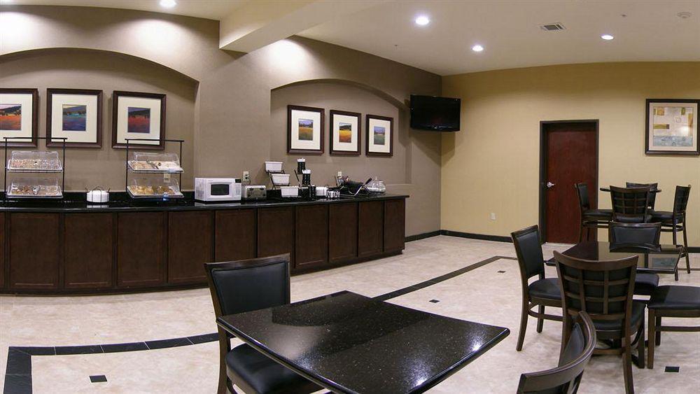 Executive Inn & Suites مارلن المظهر الخارجي الصورة