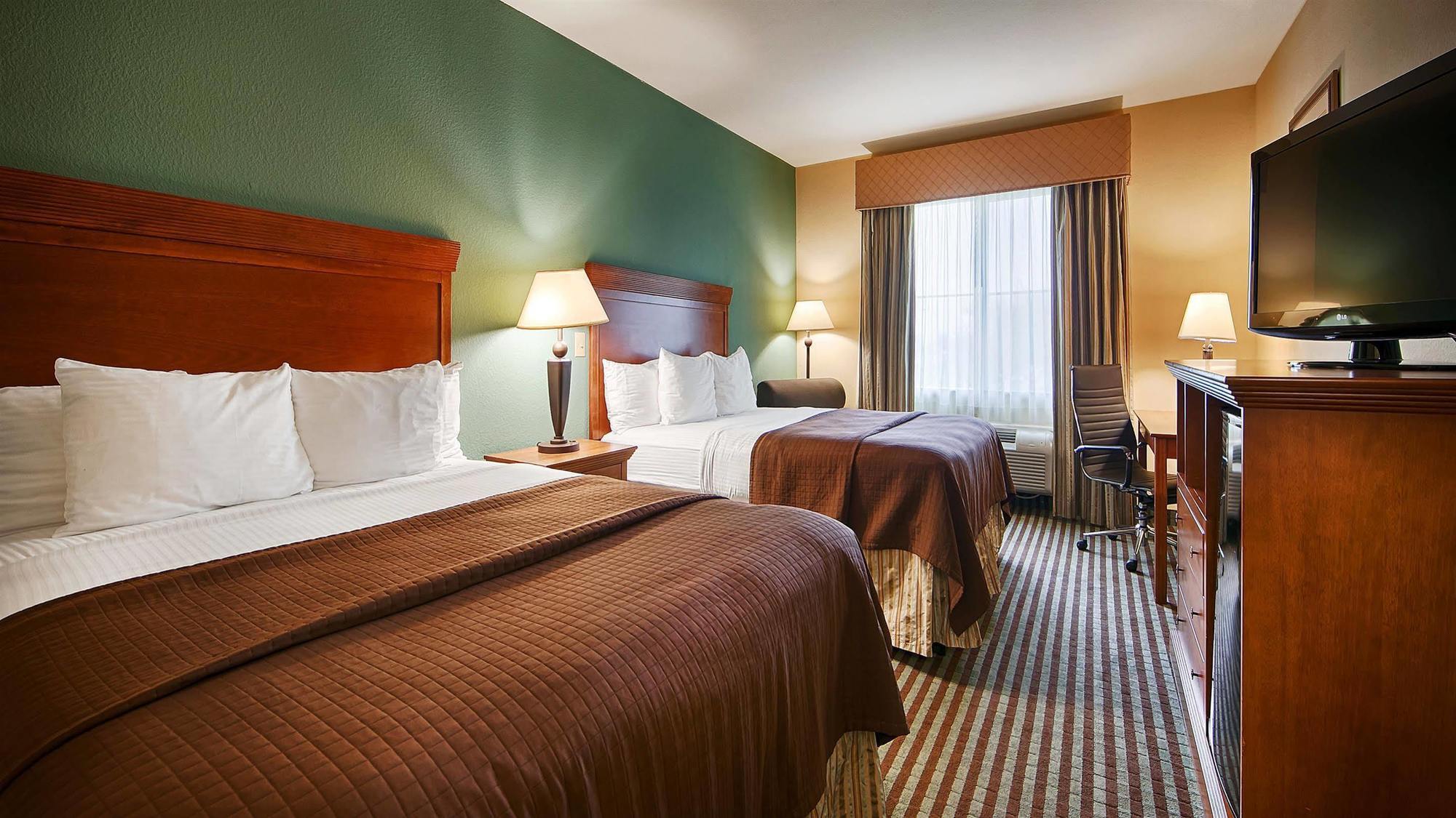 Executive Inn & Suites مارلن المظهر الخارجي الصورة